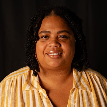 Portrait of Tezmon Oehler-Williams, Director of Programming at New Hope for Kids